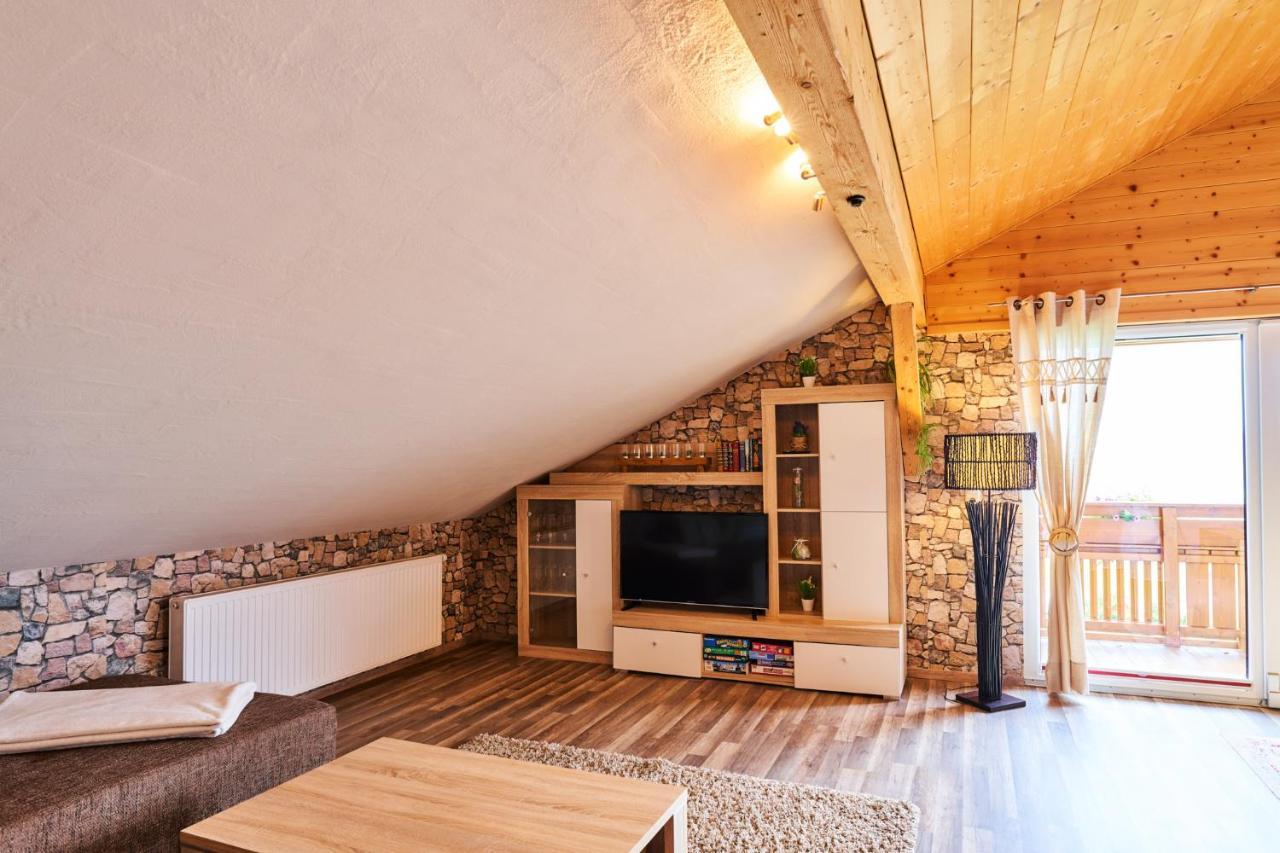 Apartamento Haus Sonnblick Wängle Exterior foto