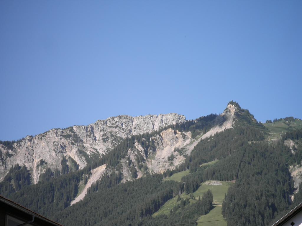 Apartamento Haus Sonnblick Wängle Exterior foto